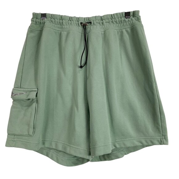 Nike Green Pull-On Elastic Waist Drawstring Fleece Shorts Size L w/Pocket & Logo - Picture 1 of 4